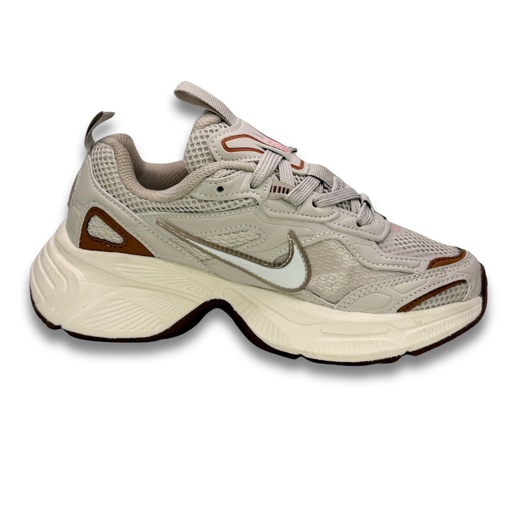 Tenis Mujer Nike V2K Run Gris