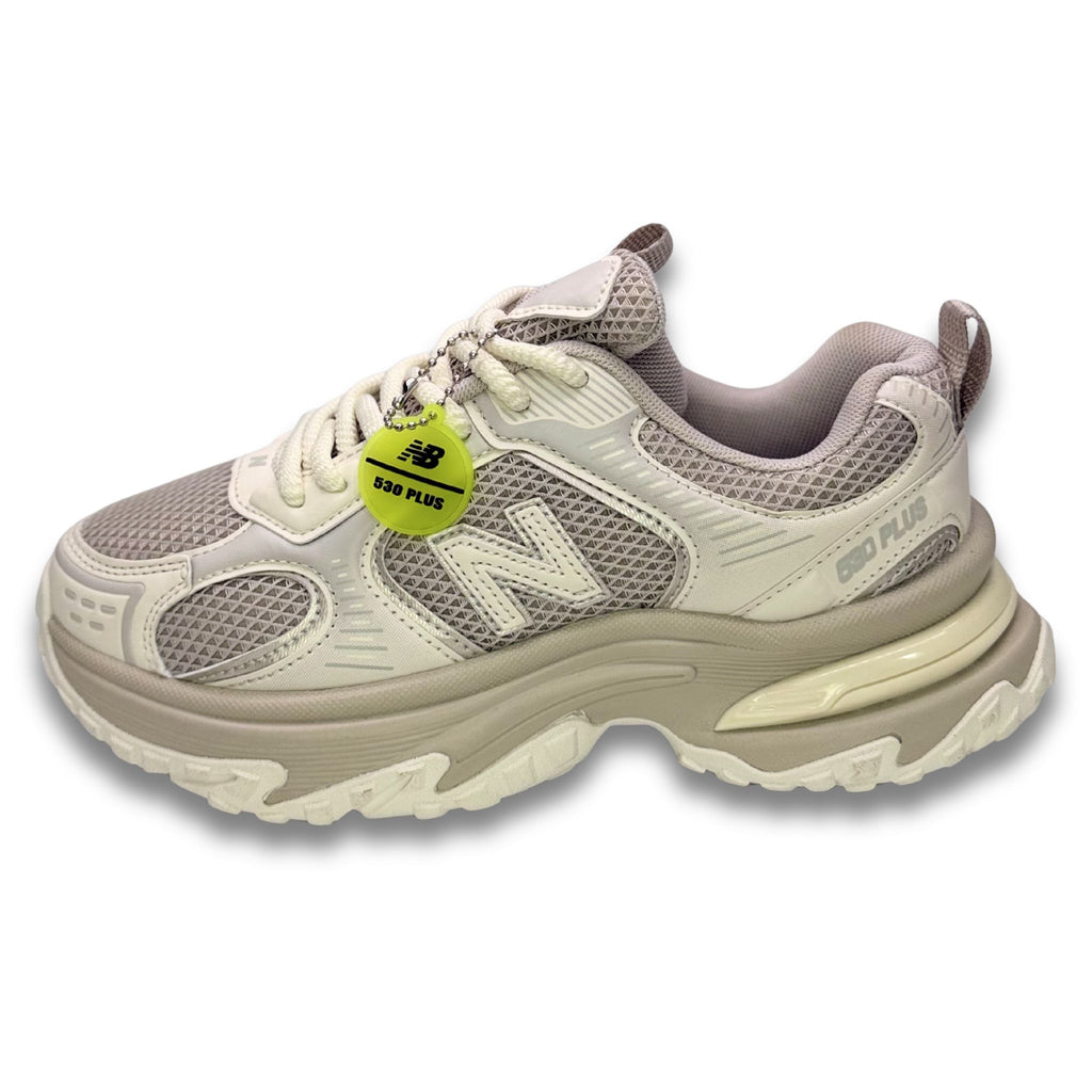 Tenis Mujer New Balance 530 Plus Beige