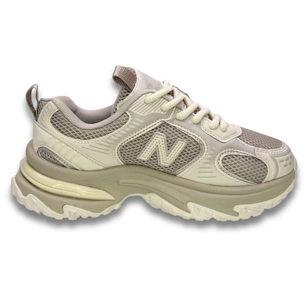 Tenis Mujer New Balance 530 Plus Beige