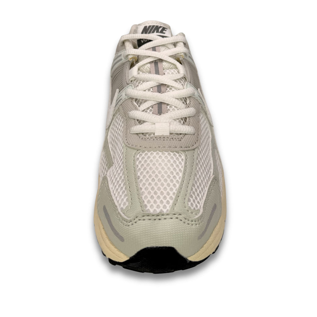Tenis Nike Zoom Vomero 5