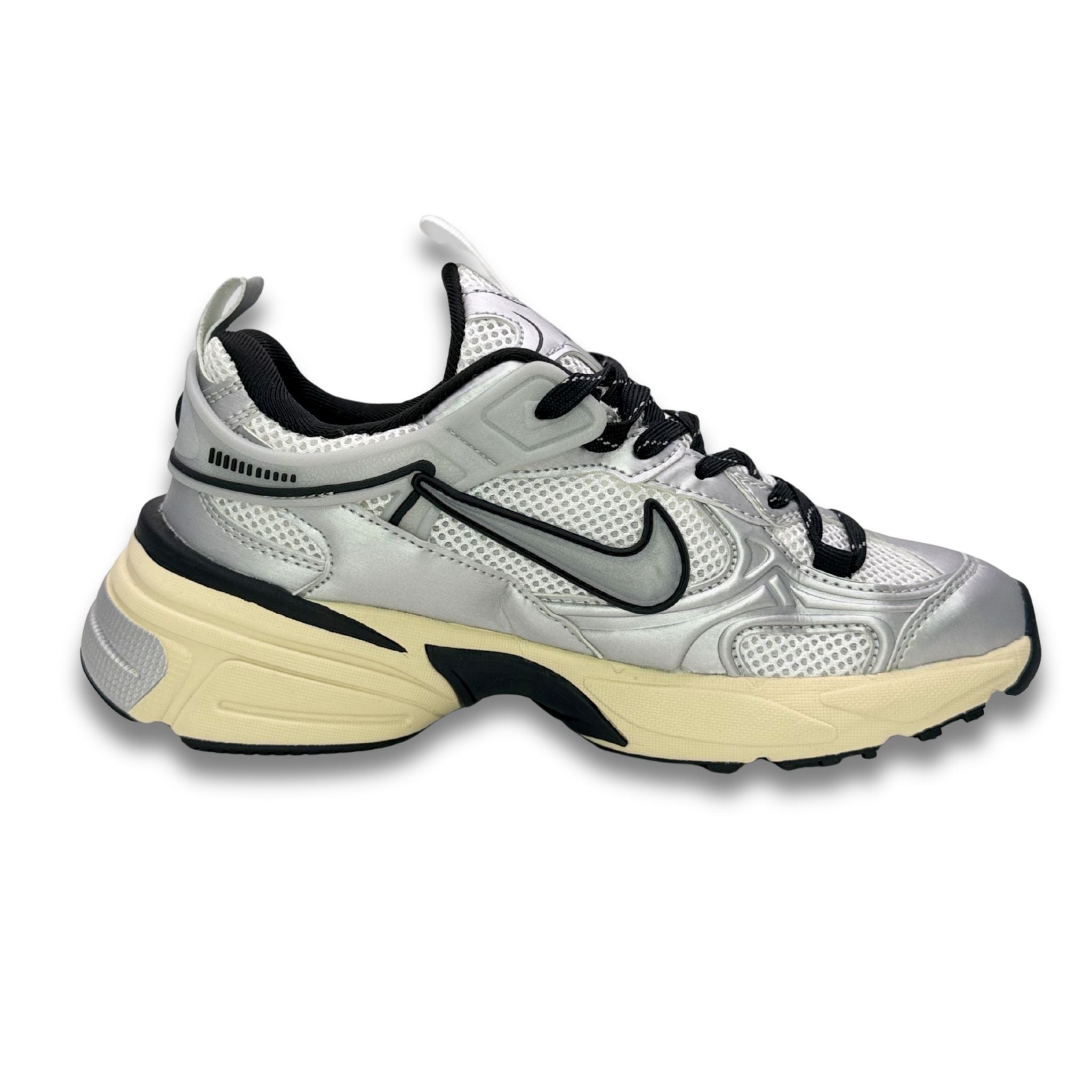 Tenis Nike V2K Run Black Plate UNISEX